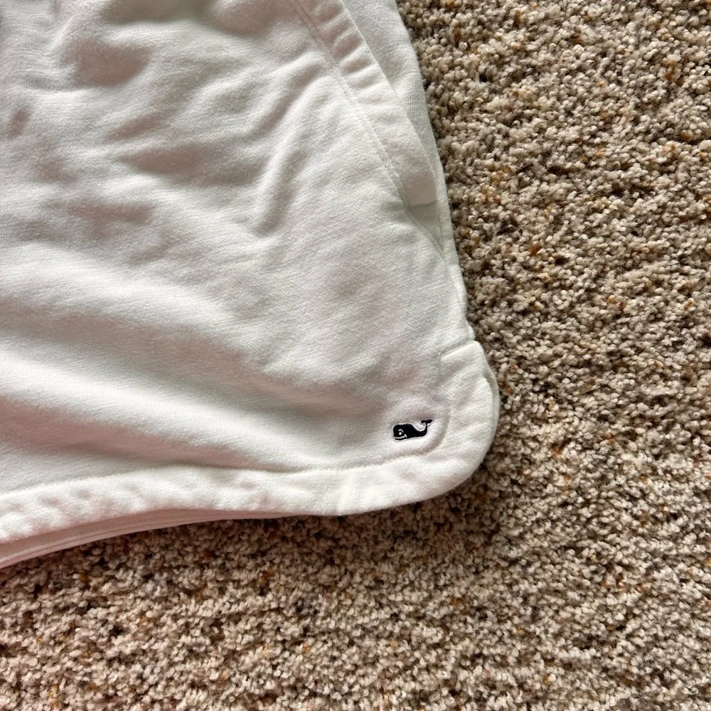 Vineyard Vines White Drawstring Lounge Shorts - Picture 4 of 6
